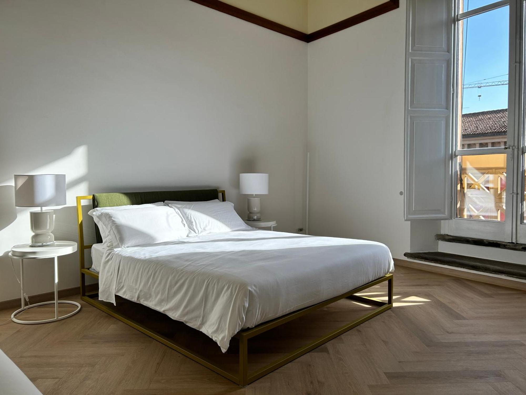 Hotel Frame Bolonia Zewnętrze zdjęcie